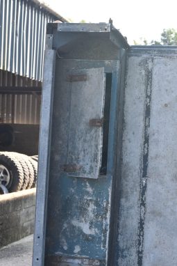 
										Big Barn Clear Out: Wheel, engines, tubs, chassis, bumpers, seats, bullbars, seat covers, full									