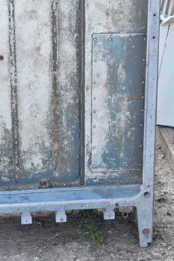 
										Big Barn Clear Out: Wheel, engines, tubs, chassis, bumpers, seats, bullbars, seat covers, full									