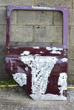 
										Big Barn Clear Out: Wheel, engines, tubs, chassis, bumpers, seats, bullbars, seat covers, full									