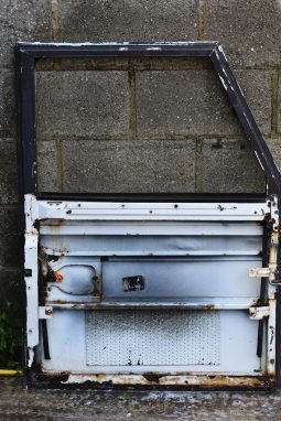 
										Big Barn Clear Out: Wheel, engines, tubs, chassis, bumpers, seats, bullbars, seat covers, full									