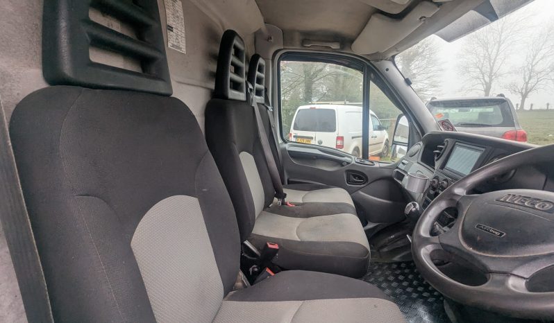 
								Iveco Daily 53S 11  SWB HiTop 2011 Long MOT  SKU950 full									