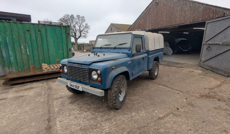 
								Land Rover Defender V8 HD Hi-Cap Pick Up 1986 True collector’s item SKU459 full									