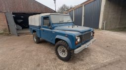 
										Land Rover Defender V8 HD Hi-Cap Pick Up 1986 True collector’s item SKU459 full									