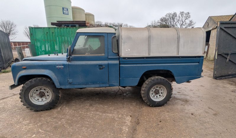 
								Land Rover Defender V8 HD Hi-Cap Pick Up 1986 True collector’s item SKU459 full									
