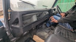 
										Land Rover Defender V8 HD Hi-Cap Pick Up 1986 True collector’s item SKU459 full									