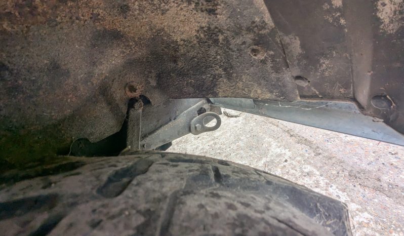 
								Land Rover Defender V8 HD Hi-Cap Pick Up 1986 True collector’s item SKU459 full									