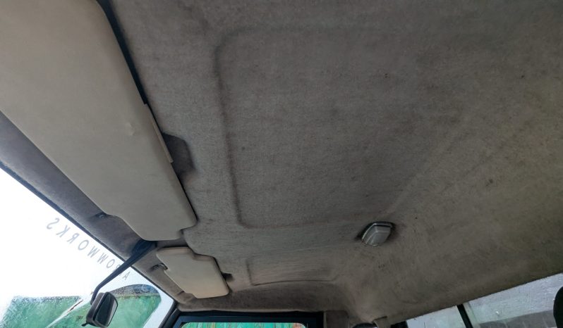 
								Land Rover Defender V8 HD Hi-Cap Pick Up 1986 True collector’s item SKU459 full									