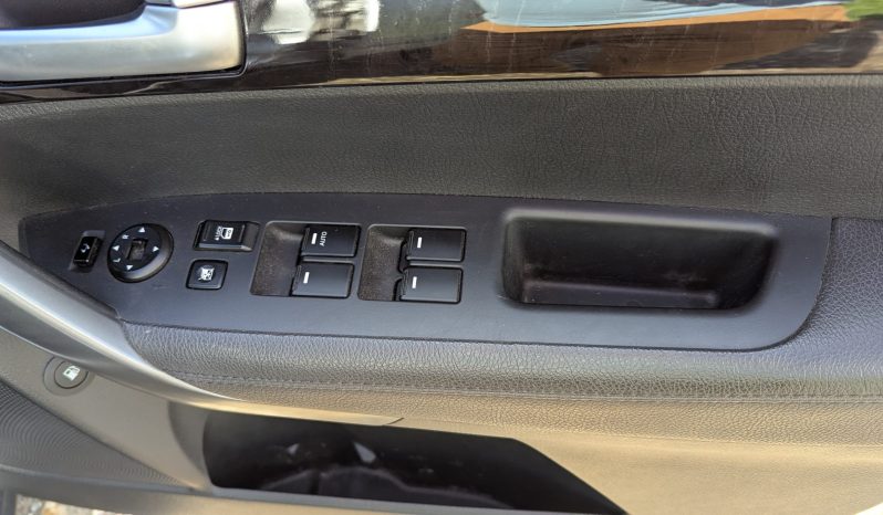 
								KIA SORENTO KX-1 CRDI 4X4 Only 1 previous owner. Proper History Call 07706 333444 SKU957 full									