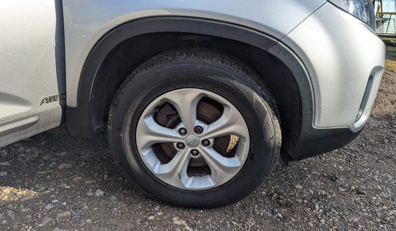 
								KIA SORENTO KX-1 CRDI 4X4 Only 1 previous owner. Proper History Call 07706 333444 SKU957 full									