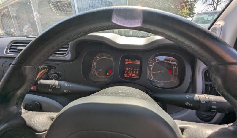 
								Fiat Panda Twinair 85 4×4 Stop start 2018 only 1 prev owner! Rare 5 Seater SKU961 full									