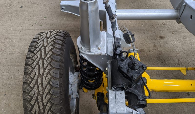 
								Land Rover Defender 90 Rolling  Chassis with extras 1986 fully restored SKU24 full									