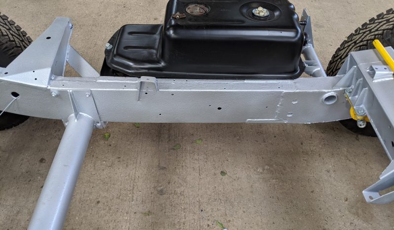 
								Land Rover Defender 90 Rolling  Chassis with extras 1986 fully restored SKU24 full									