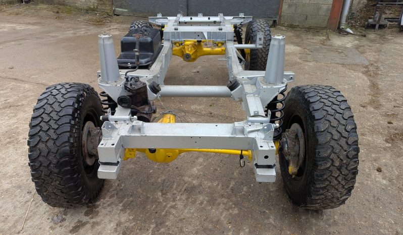 
								Land Rover Defender 90 Rolling  Chassis with extras 1986 fully restored SKU24 full									