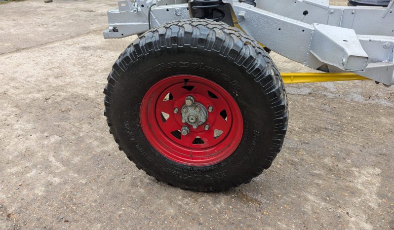 
								Land Rover Defender 90 Rolling  Chassis with extras 1986 fully restored SKU24 full									