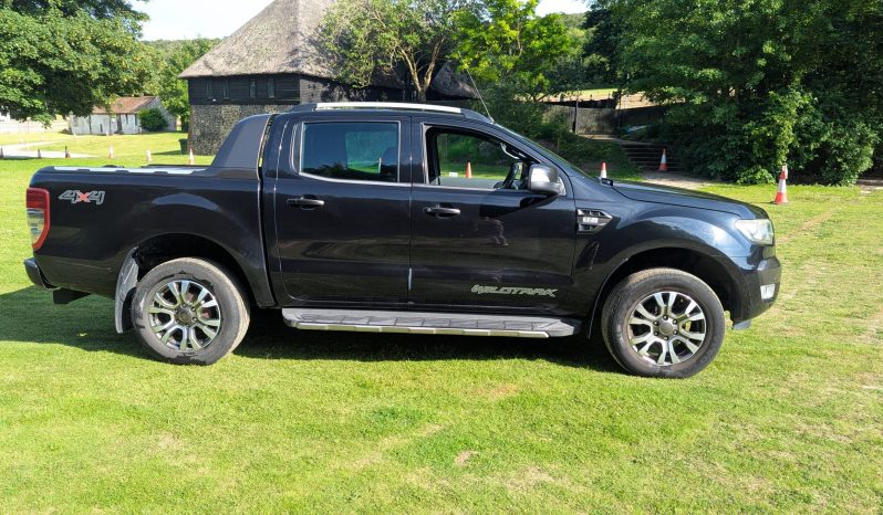 
								FORD RANGER WILDTRAK 4X4 TDCI 3.2 Auto Superb Black Met 2017 SKU967 full									
