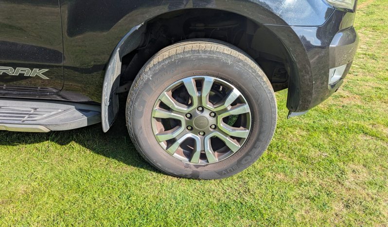 
								FORD RANGER WILDTRAK 4X4 TDCI 3.2 Auto Superb Black Met 2017 SKU967 full									