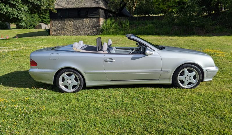 
								Mercedes CLK320 Avantgarde Auto 4 Seater Cabrio 2000 Top spec Avantgarde SKU873 full									