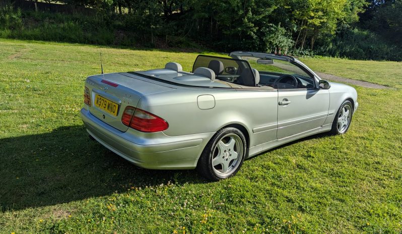 
								Mercedes CLK320 Avantgarde Auto 4 Seater Cabrio 2000 Top spec Avantgarde SKU873 full									