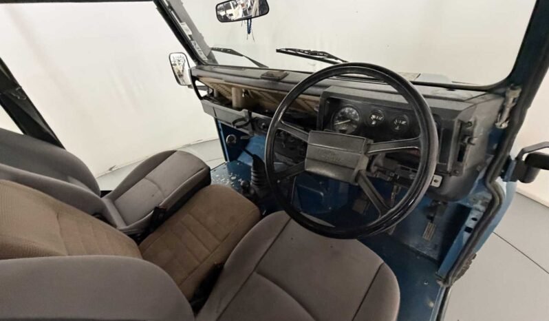 
								Land Rover 110 Defender Soft Top Station Wagon 1985 Build 1986 registered SKU983 full									