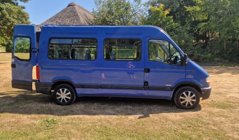 
								Renault Master Minibus Wheelchair lift. Remarkable condition Low Miles 2003 SKU981 full									