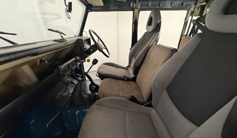 
								Land Rover 110 Defender Soft Top Station Wagon 1985 Build 1986 registered SKU983 full									