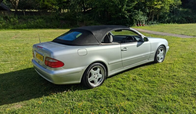 
								Mercedes CLK320 Avantgarde Auto 4 Seater Cabrio 2000 Top spec Avantgarde SKU873 full									