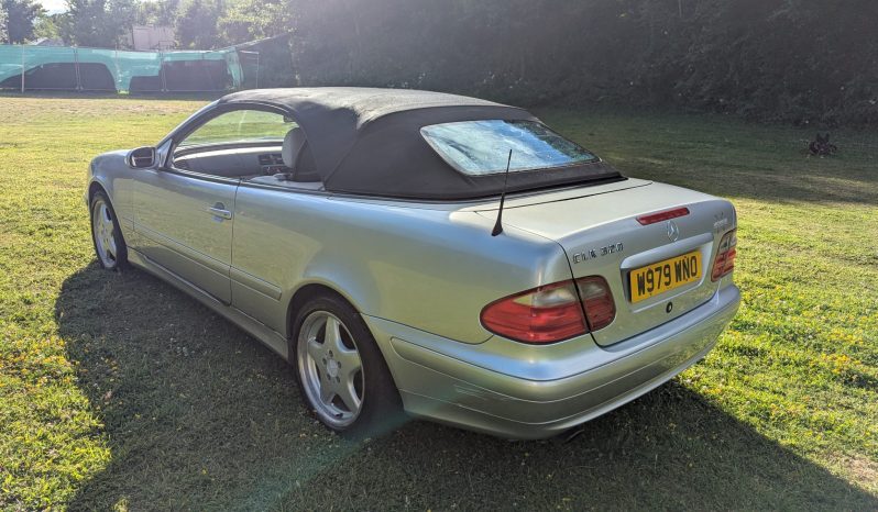 
								Mercedes CLK320 Avantgarde Auto 4 Seater Cabrio 2000 Top spec Avantgarde SKU873 full									