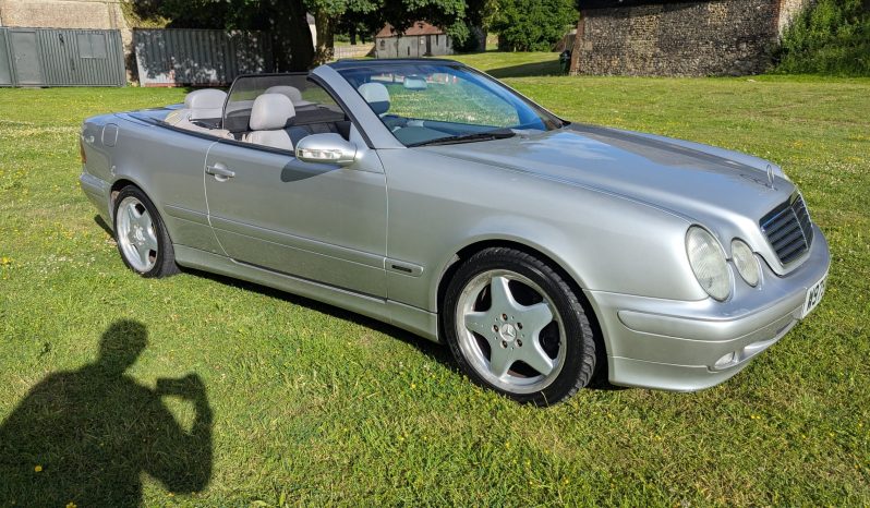 
								Mercedes CLK320 Avantgarde Auto 4 Seater Cabrio 2000 Top spec Avantgarde SKU873 full									