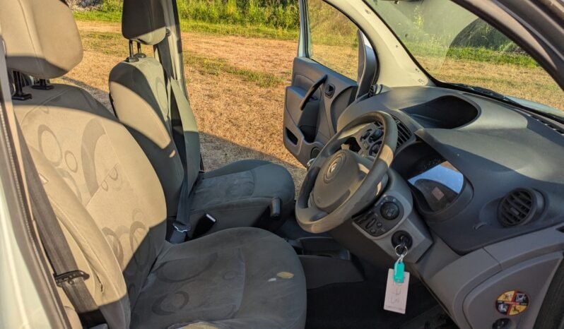 
								Renault Kangoo Expression DCI 86 wheelchair accessible vehicle  2010 SKU966 full									