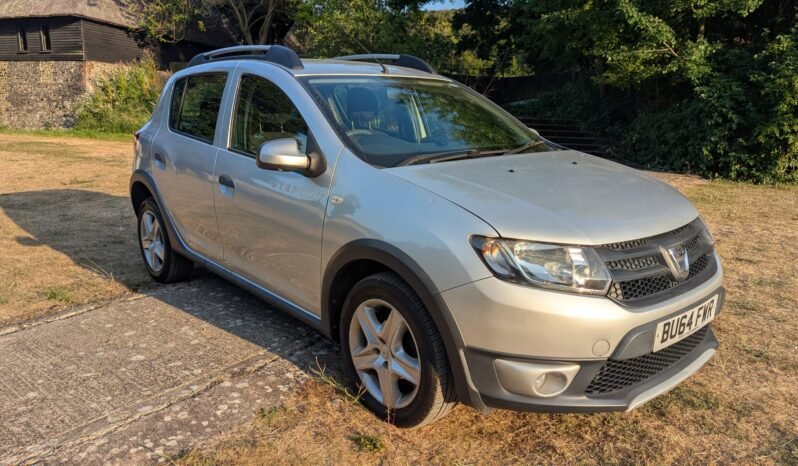 
								DACIA SANDERO STEPWAY AMBIANCE GENUINE LOW MILES 2014 ULEZ COMPLIANT SKU980 full									