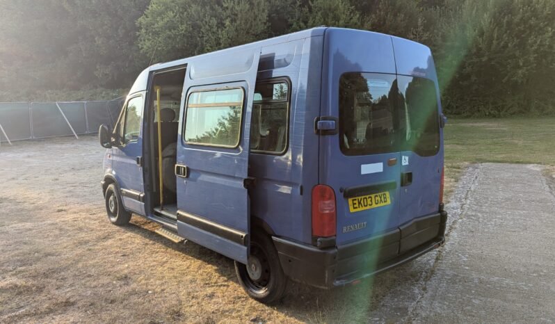 
								Renault Master Minibus Wheelchair lift. Remarkable condition Low Miles 2003 SKU981 full									