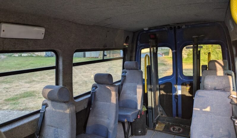 
								Renault Master Minibus Wheelchair lift. Remarkable condition Low Miles 2003 SKU981 full									