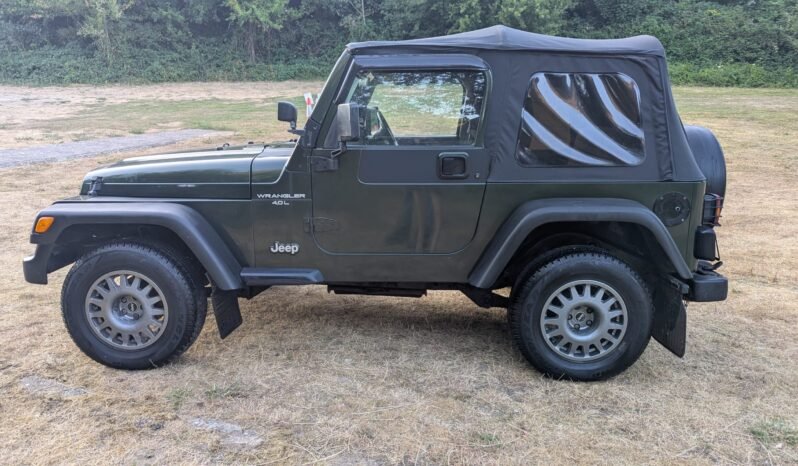
								Jeep Wrangler 4.0L Sport RHD Manual Soft Top 1998 SKU987 full									
