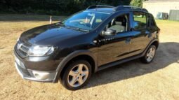 
										DACIA SANDERO STEPWAY LAUREATE full									