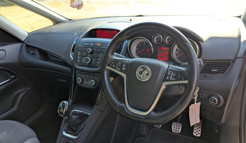 
								VAUXHALL ZAFIRA TOURER SRI CDTI SKU992 full									