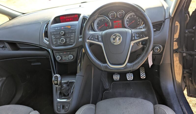 
								VAUXHALL ZAFIRA TOURER SRI CDTI SKU992 full									
