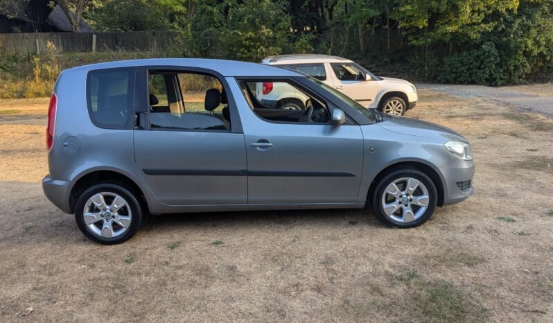 
								SKODA ROOMSTER SE TDI CR 90 2013 SKU99 full									