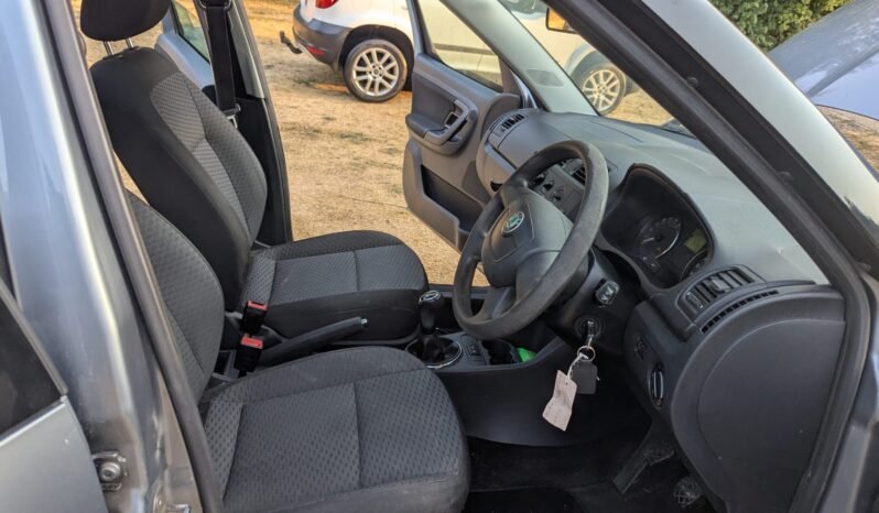 
								SKODA ROOMSTER SE TDI CR 90 2013 SKU99 full									