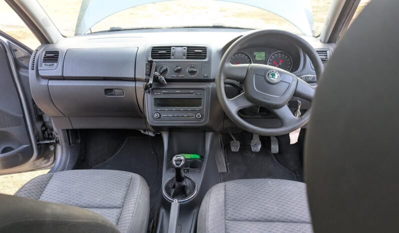
								SKODA ROOMSTER SE TDI CR 90 2013 SKU99 full									