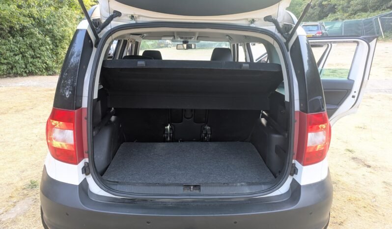 
								SKODA YETI ELEGANCE TDI CR170 4×4 2010 Full Leather SKU997 full									
