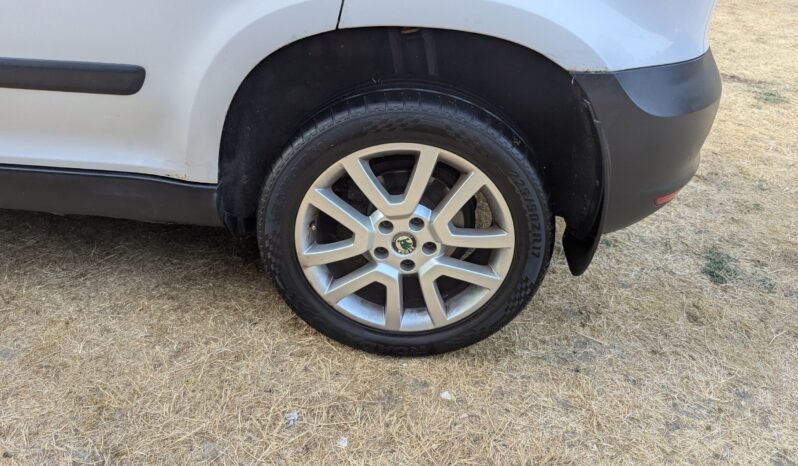 
								SKODA YETI ELEGANCE TDI CR170 4×4 2010 Full Leather SKU997 full									