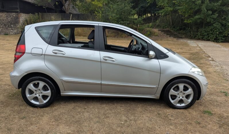 
								Mercedes A150 Avantgarde 2007 SKU984 full									