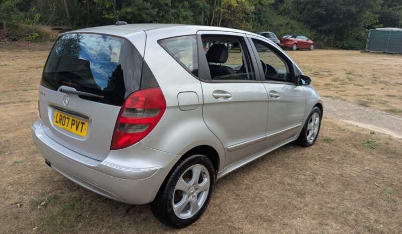 
								Mercedes A150 Avantgarde 2007 SKU984 full									
