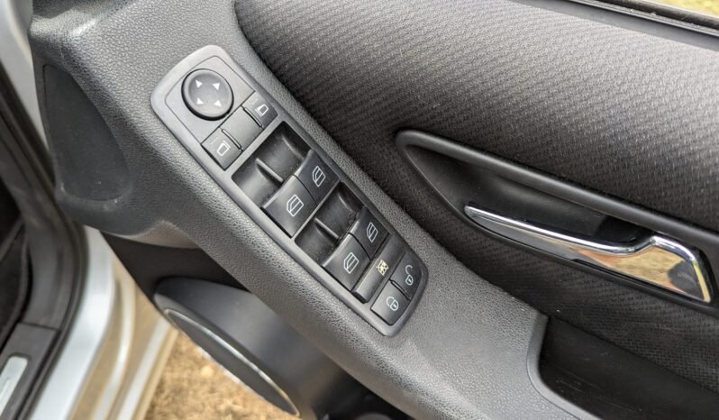 
								Mercedes A150 Avantgarde 2007 SKU984 full									