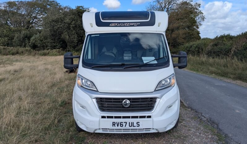 
								FIAT Ducato Swift Escape 684 2017 Only 7230 mls SKU999 full									