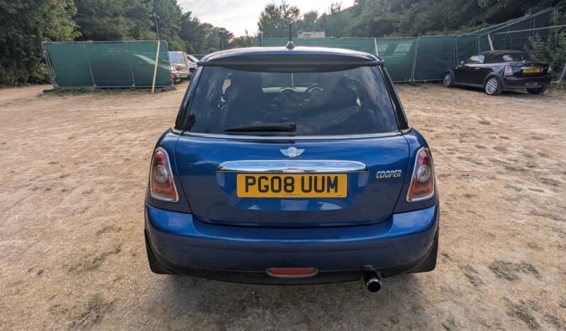 
								MINI Cooper 2008 3 Door Hatchback SKU982 full									