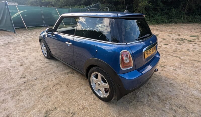 
								MINI Cooper 2008 3 Door Hatchback SKU982 full									