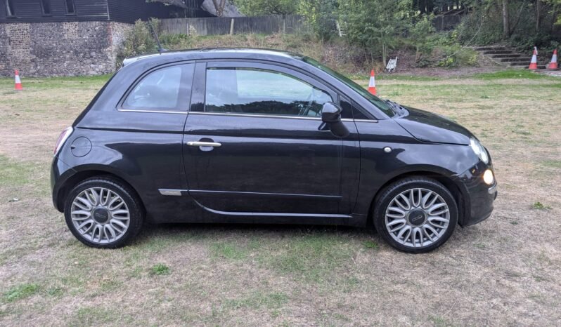 
								FIAT 500 Lounge 2015 SKU1009 full									