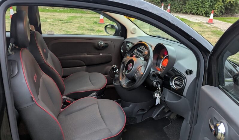 
								FIAT 500 Lounge 2015 SKU1009 full									