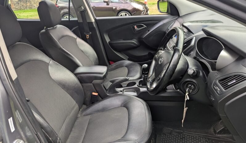 
								HYUNDAI IX35 SE Rare Petrol Manual ULEZ Compliant 2015 SKU1010 full									